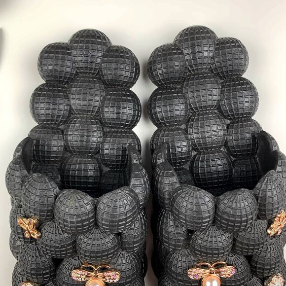 Massage Bubble Slides Black Slip On Sparkly Charms Flowers Butterfly Women's 10 - Picture 4 of 9